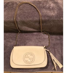 Gucci Cream Soho Medium Chain Leather Shoulder Bag
